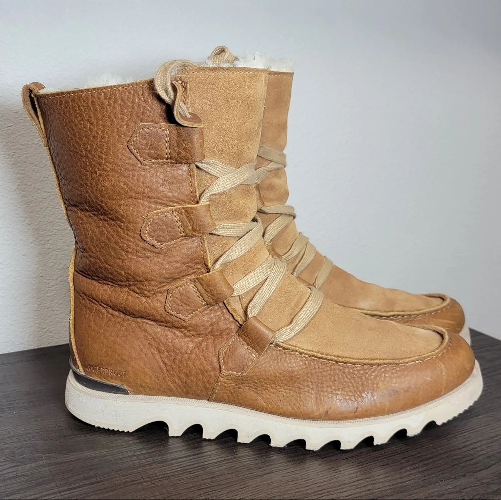Sorel Kezar Waterproof Leather- Suede Tall Storm Sherpa Lined Laceup Boots Tan - Picture 1 of 8